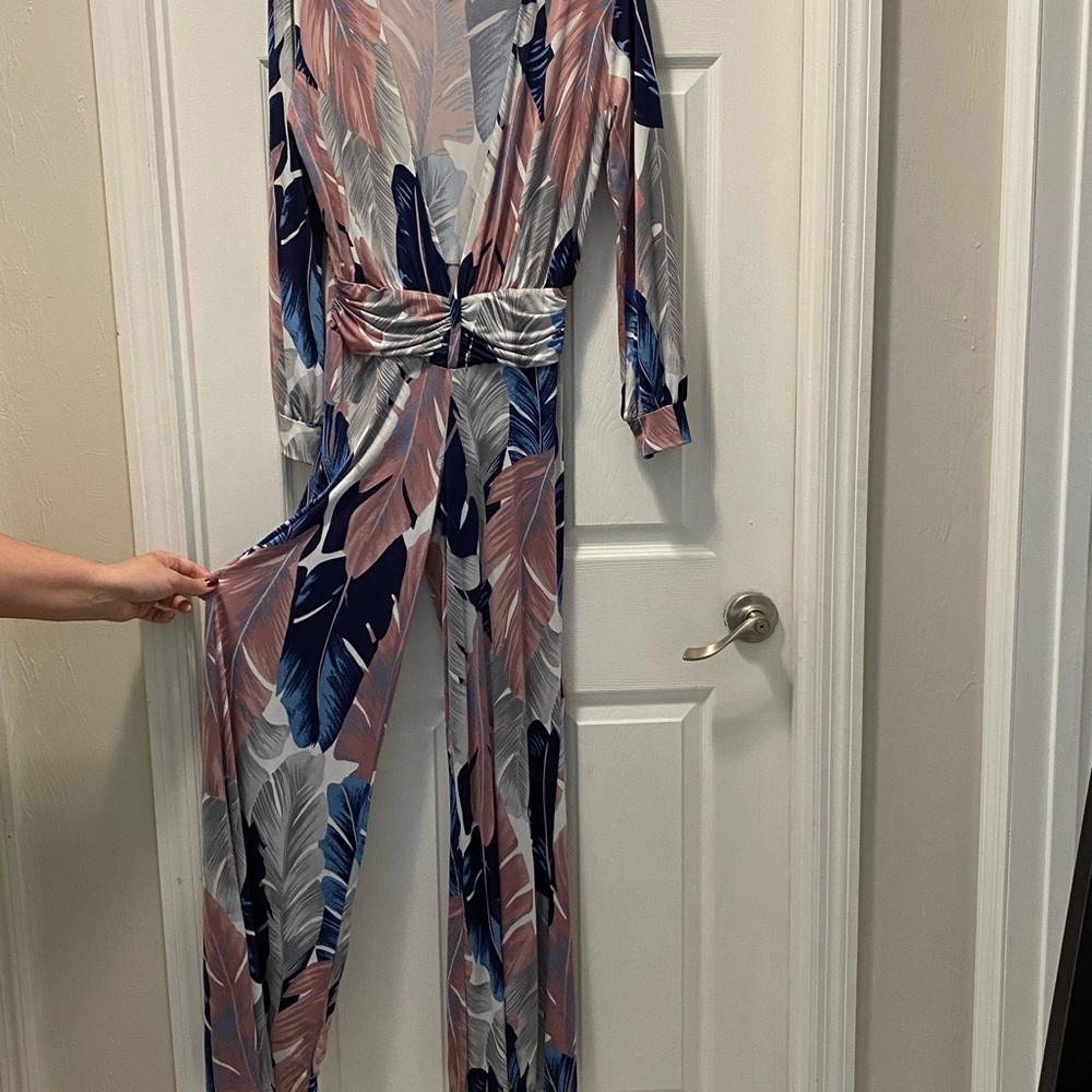 Women’s jumpsuit - Picture 1 of 3